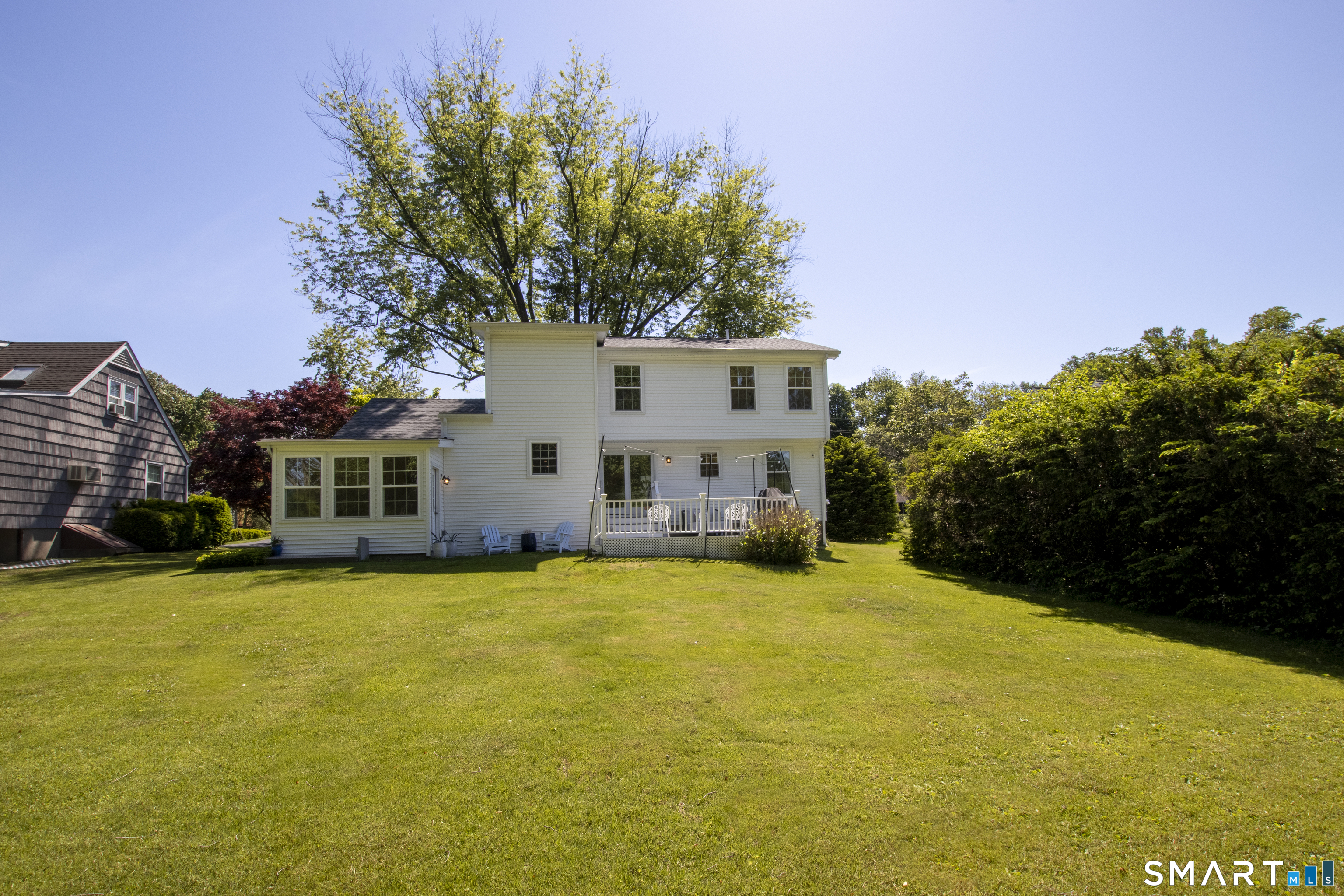 34 Robinwood Road Trumbull, CT 06611 - Photo 37 of 39