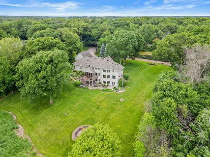 $1,425,000 | 6105 Wood Hill Lane, Independence, MN 55359