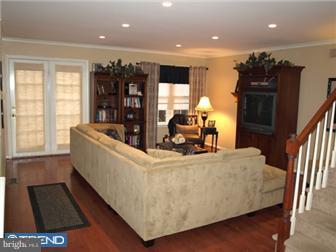 108 Rampart Place Ambler, PA 19002 - Photo 5 of 12 Gallery Image 5