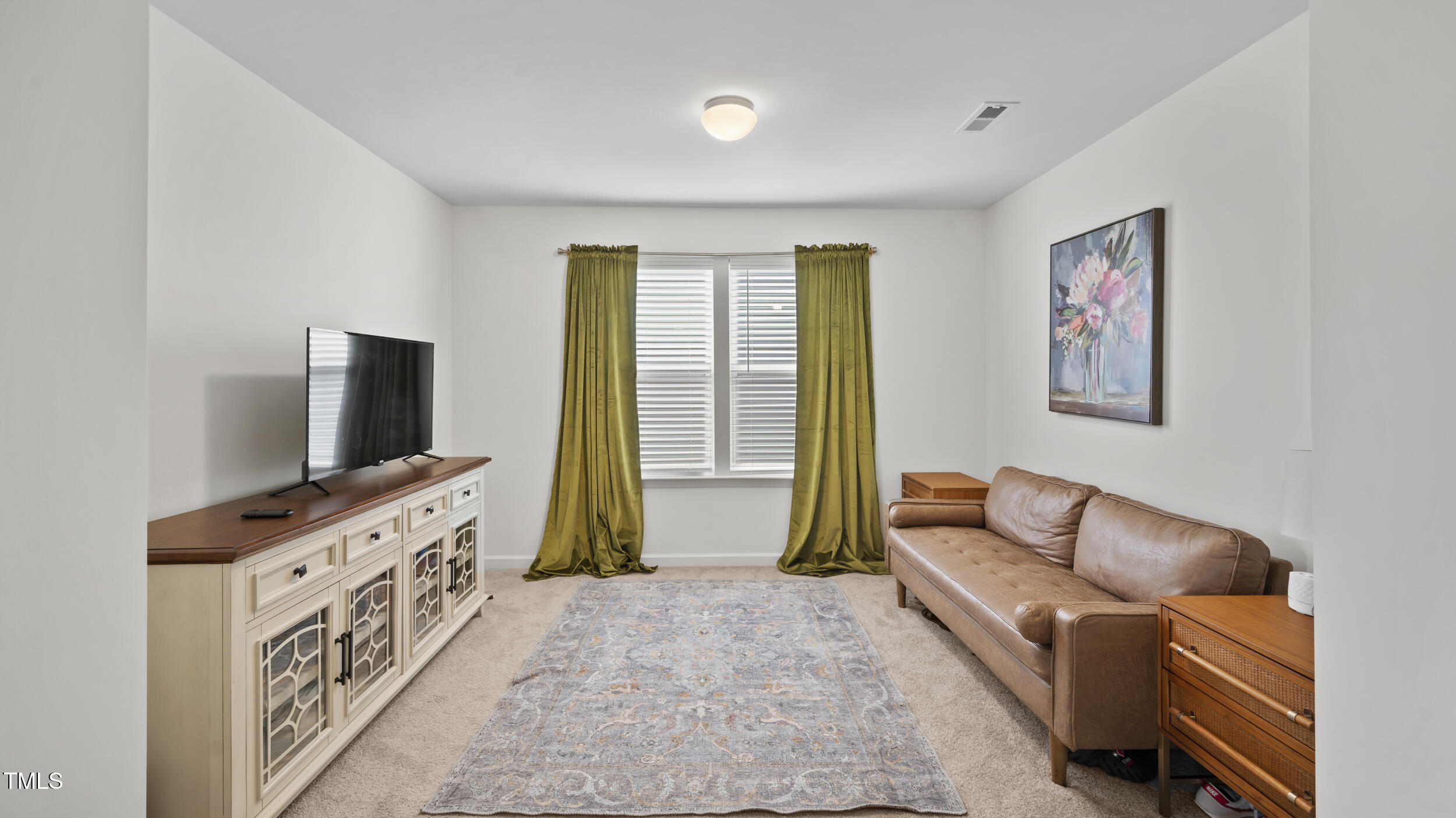 7129 Commodity Court Mebane, NC 27302 - Photo 24 of 39 Sitting room off owners suite