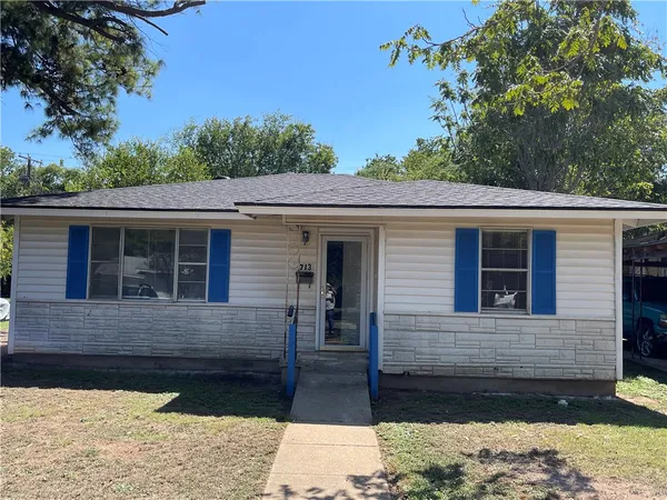 $135,000 | 713 Dunbar Avenue, Waco, TX 76704