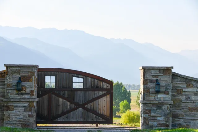 $19,500,000 | 6154-5636 County Road 23, Ridgway, CO 81432