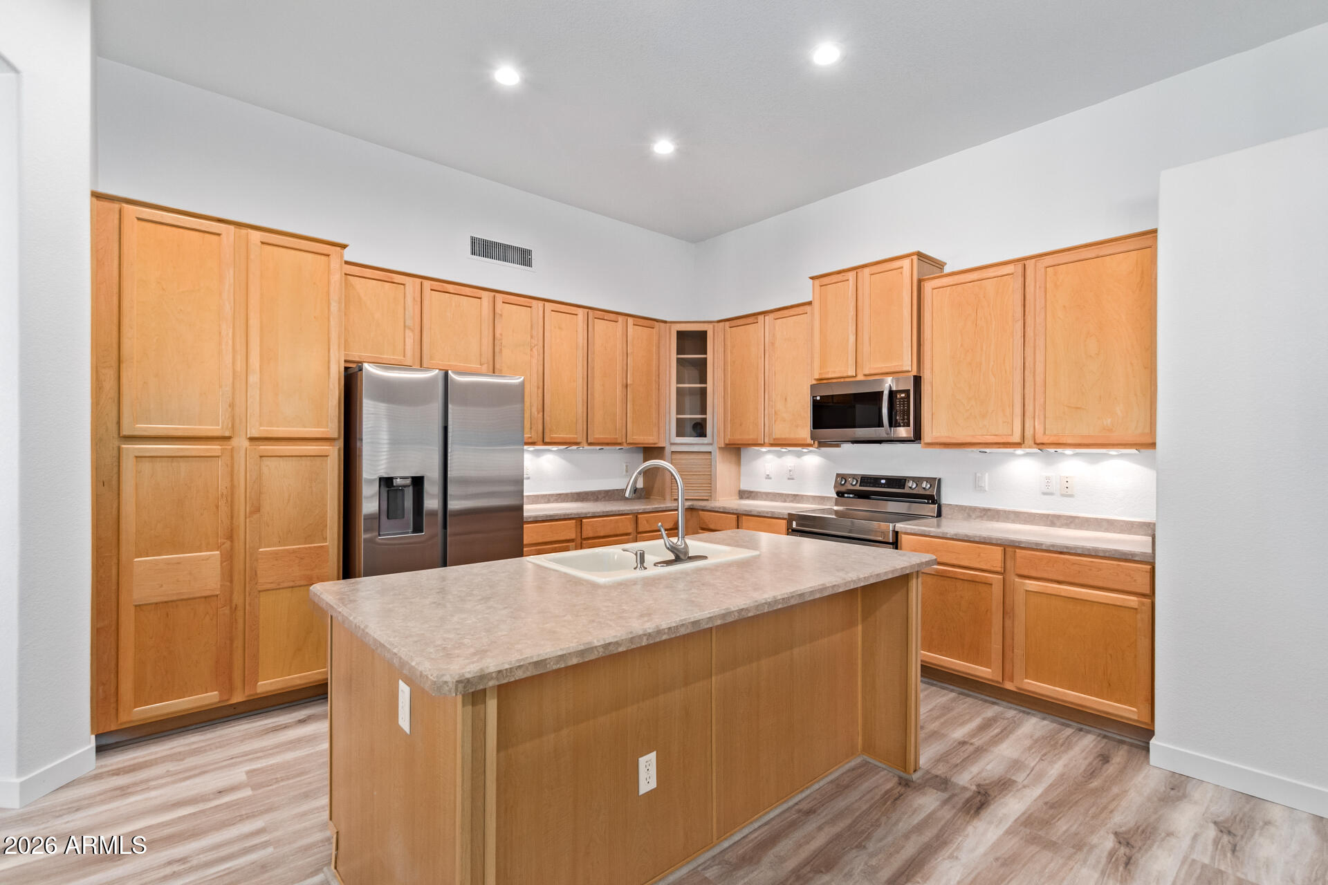 2232 South Nielson Street Gilbert, AZ 85295 - Photo 16 of 41 16 - Nielson