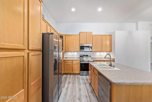 $3,195 | 2232 South Nielson Street, Gilbert, AZ 85295