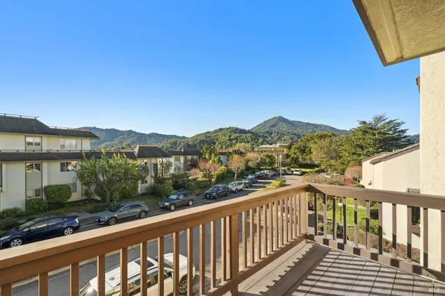 $575,000 | 22 Corte Oriental, Greenbrae, CA 94904