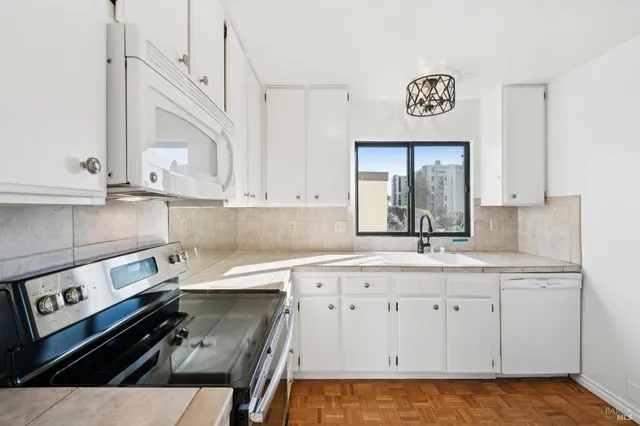 $575,000 | 22 Corte Oriental, Greenbrae, CA 94904