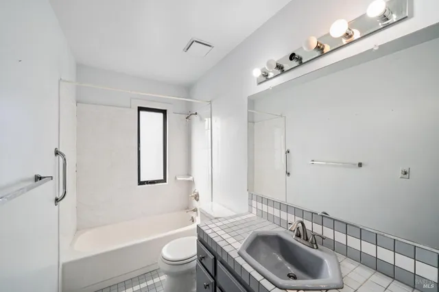 $575,000 | 22 Corte Oriental, Greenbrae, CA 94904