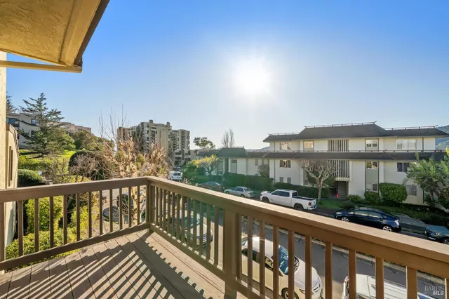 $575,000 | 22 Corte Oriental, Greenbrae, CA 94904