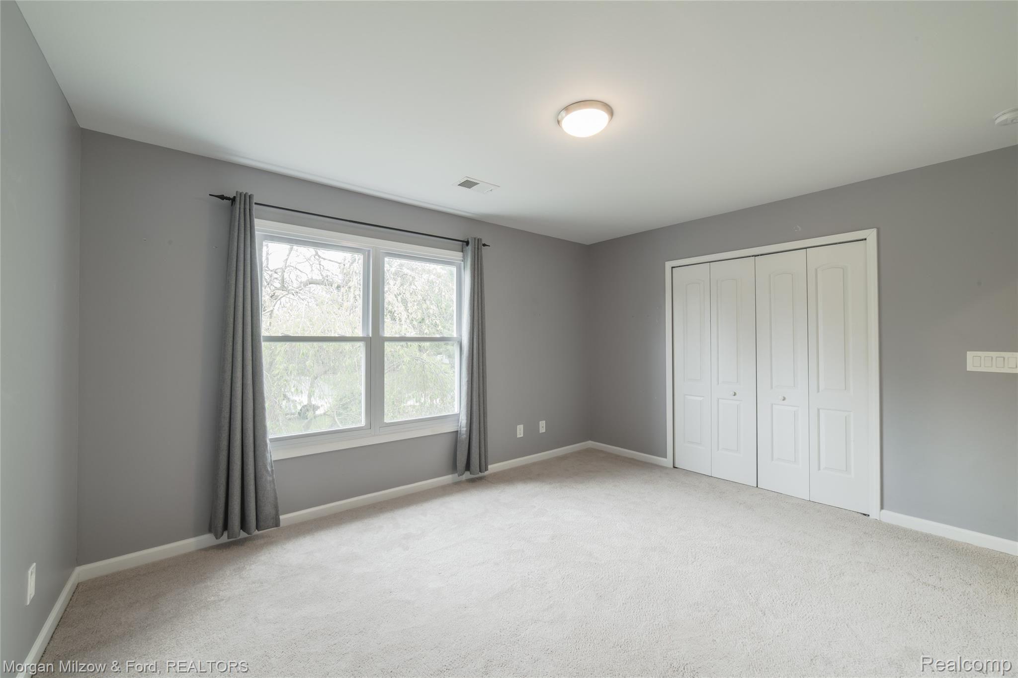 9519 Cedargrove Road Clarkston, MI 48348 - Photo 33 of 58 9515 Cedargrove-29.jpg