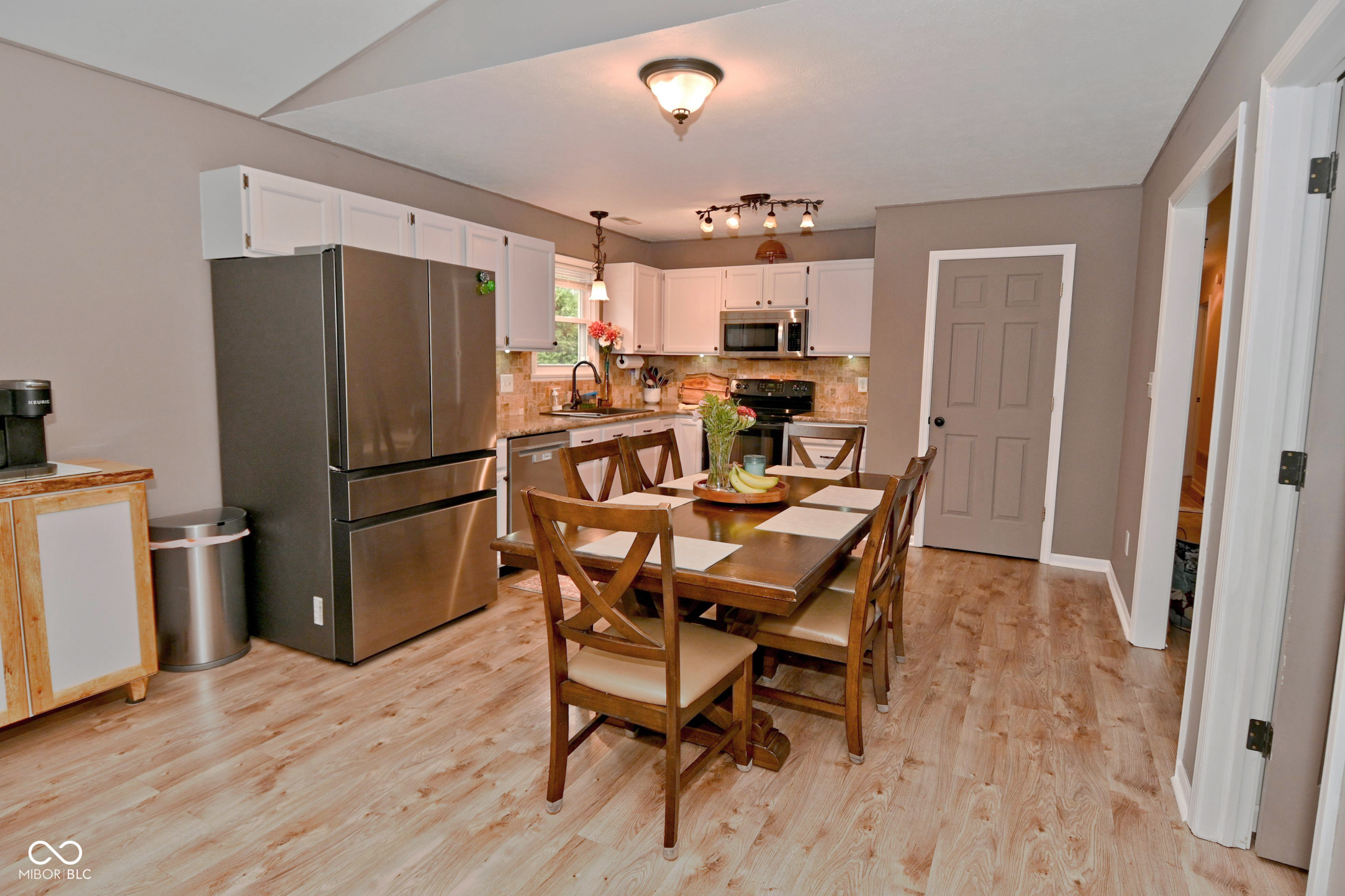 5816 Spring Oaks Way Indianapolis, IN 46237 - Photo 11 of 41 Gallery Image 11