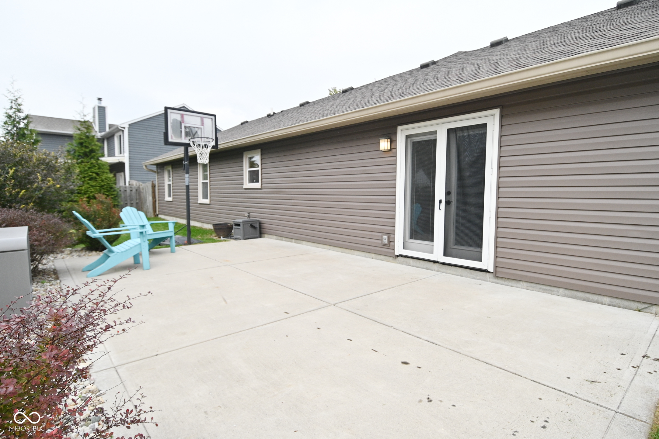 5816 Spring Oaks Way Indianapolis, IN 46237 - Photo 36 of 41 Gallery Image 36