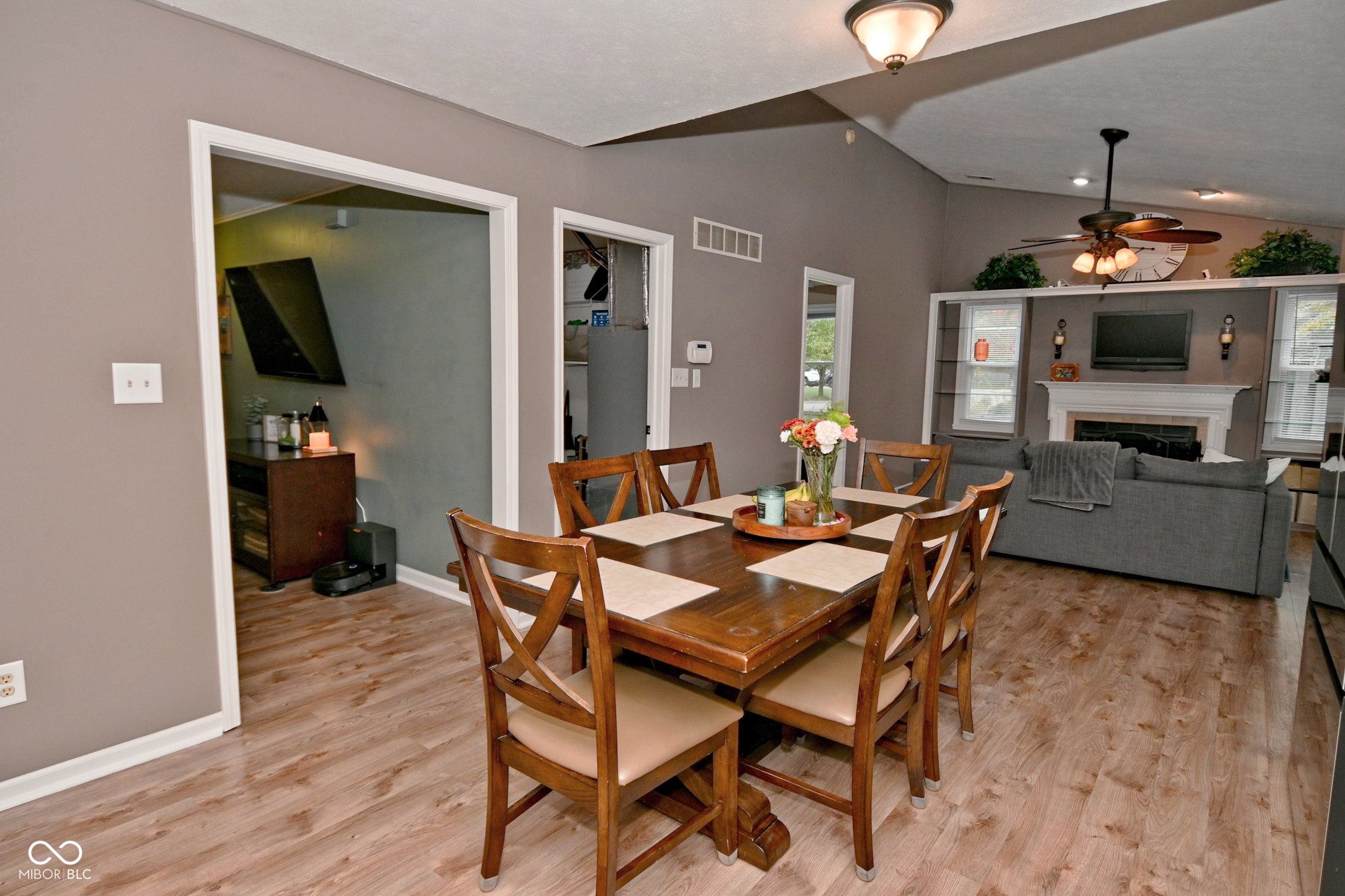 5816 Spring Oaks Way Indianapolis, IN 46237 - Photo 9 of 41 Gallery Image 9