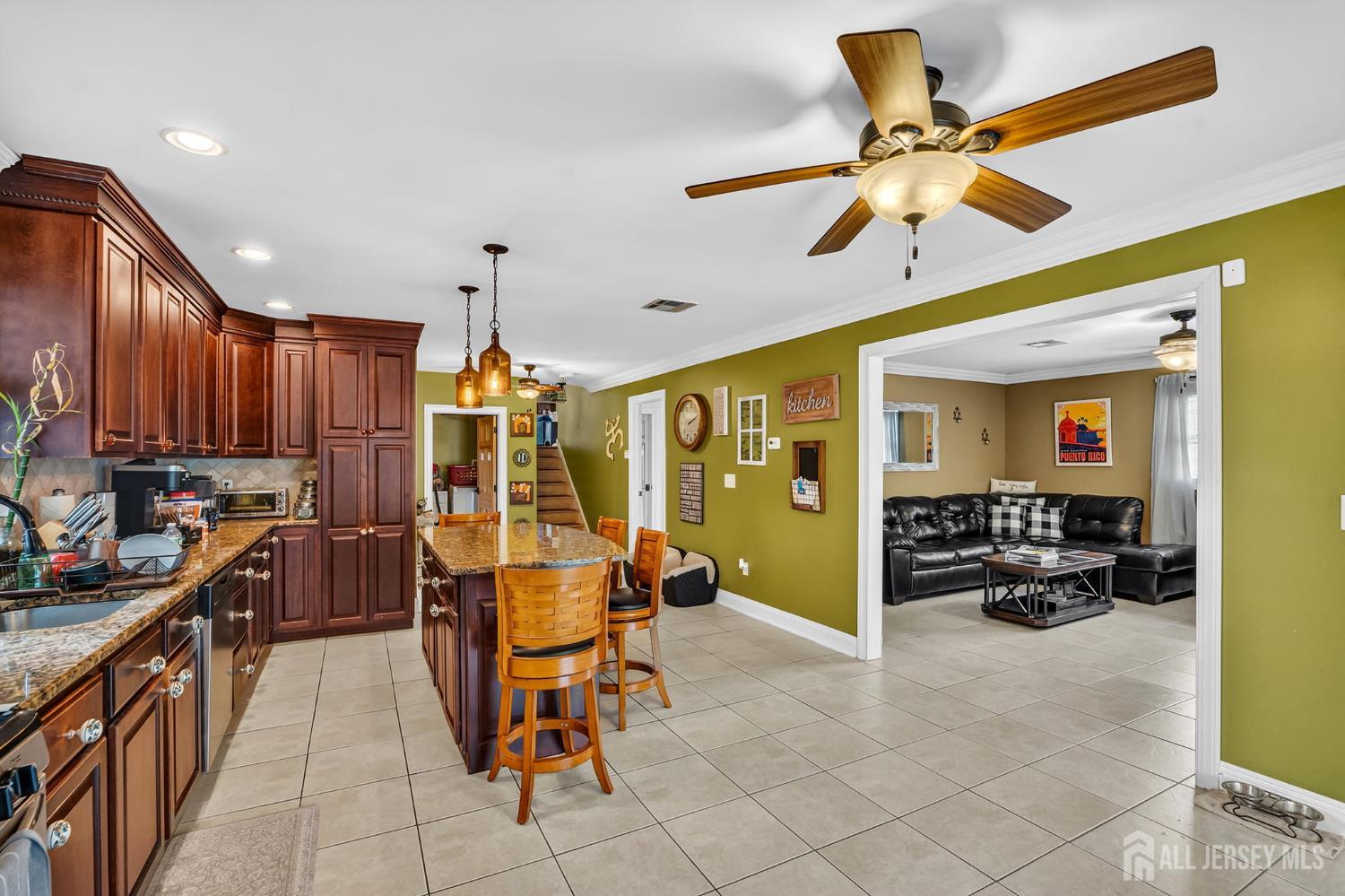 695 Spruce Road North Brunswick, NJ 08902 - Photo 8 of 63