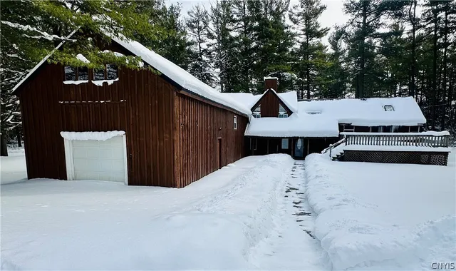 $325,000 | 32702 Old Town Springs Road, Clayton, NY 13622