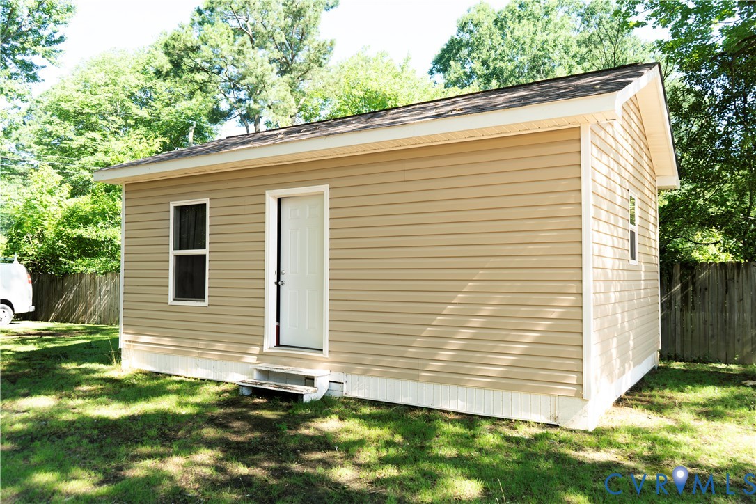 2718 Stacie Road Richmond, VA 23224 - Photo 43 of 50 Detached structure with bathroom, kitchenette and