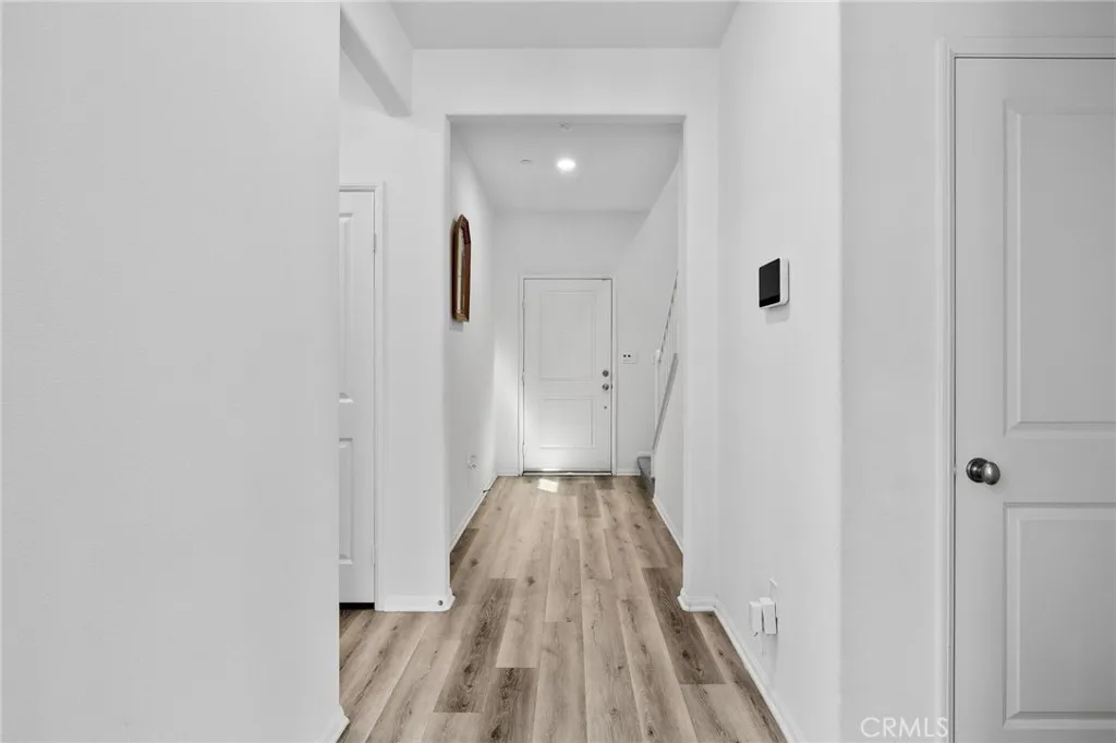 12487 Sunset Road Victorville, CA 92392 - Photo 7 of 44