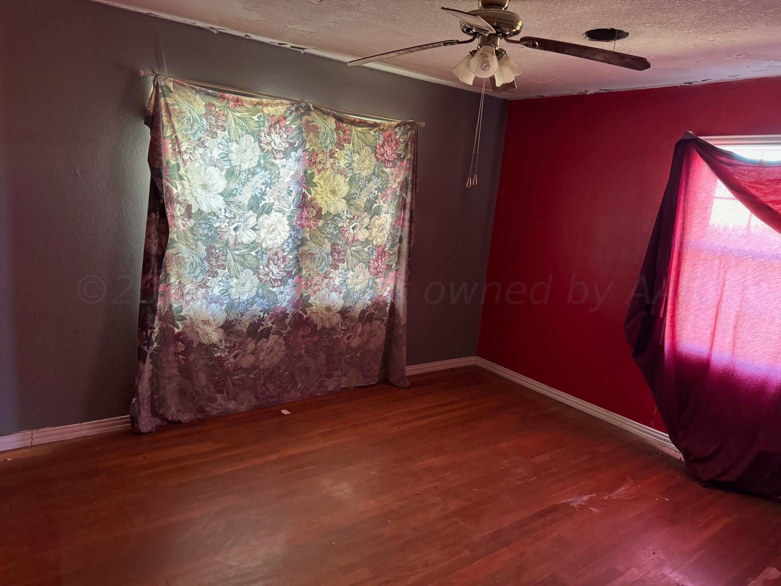 80 Chattanooga Road Amarillo, TX 79118 - Photo 14 of 33 a view of an empty room with a window