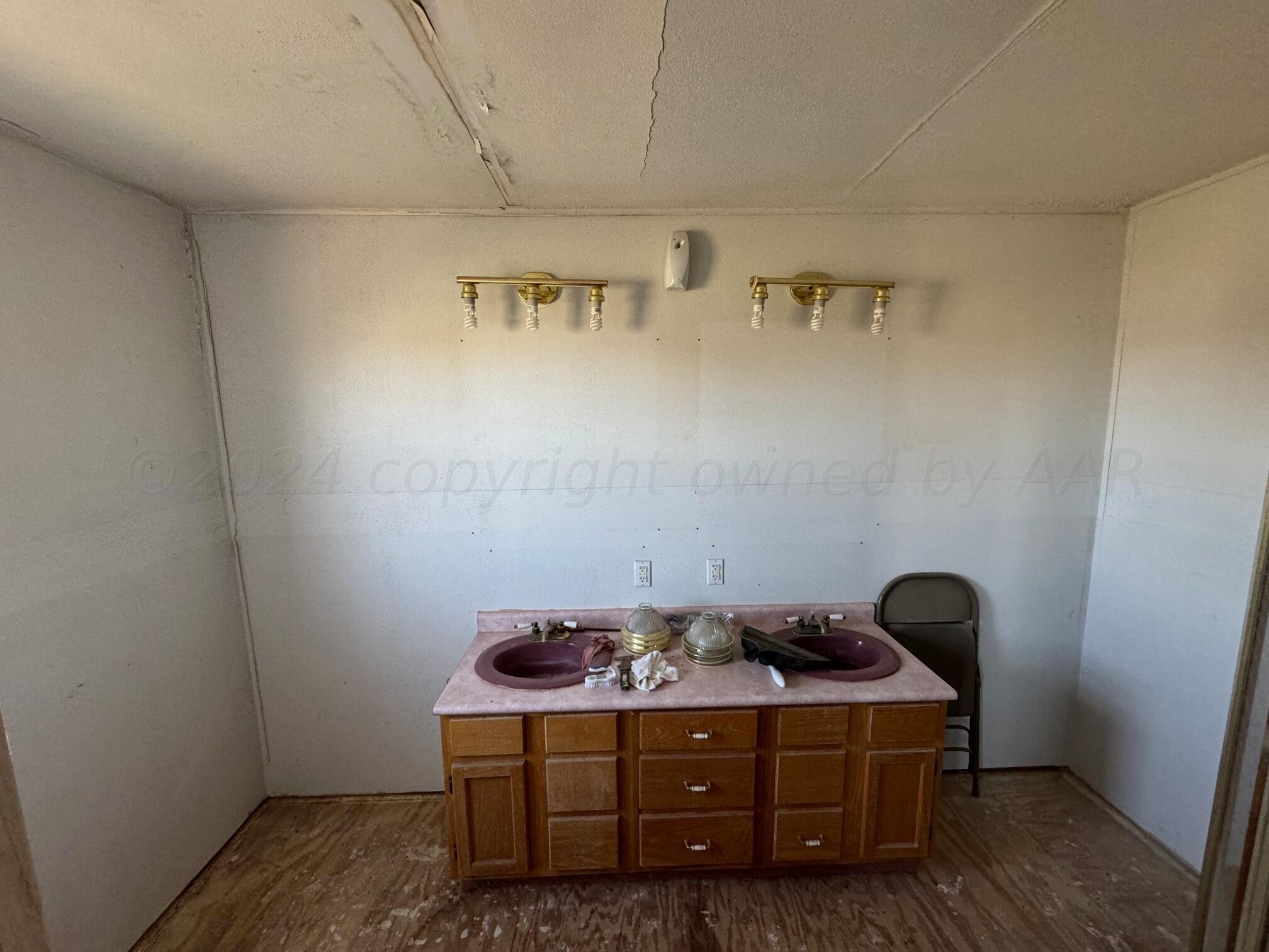 80 Chattanooga Road Amarillo, TX 79118 - Photo 8 of 33 a room with storage and utility