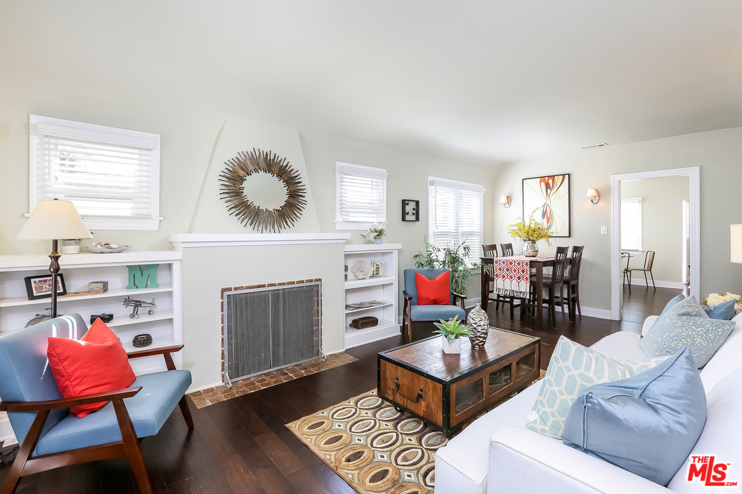 10737 Charnock Road Los Angeles, CA 90034 - Photo 2 of 28 Gallery Image 2