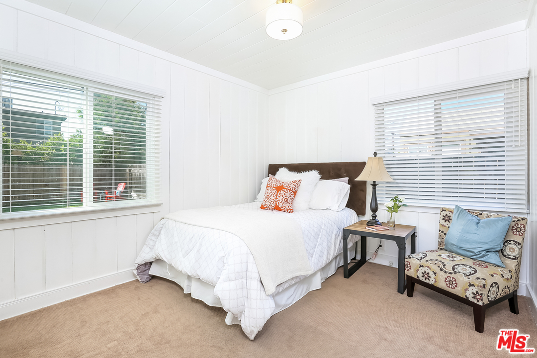 10737 Charnock Road Los Angeles, CA 90034 - Photo 15 of 28 Gallery Image 15