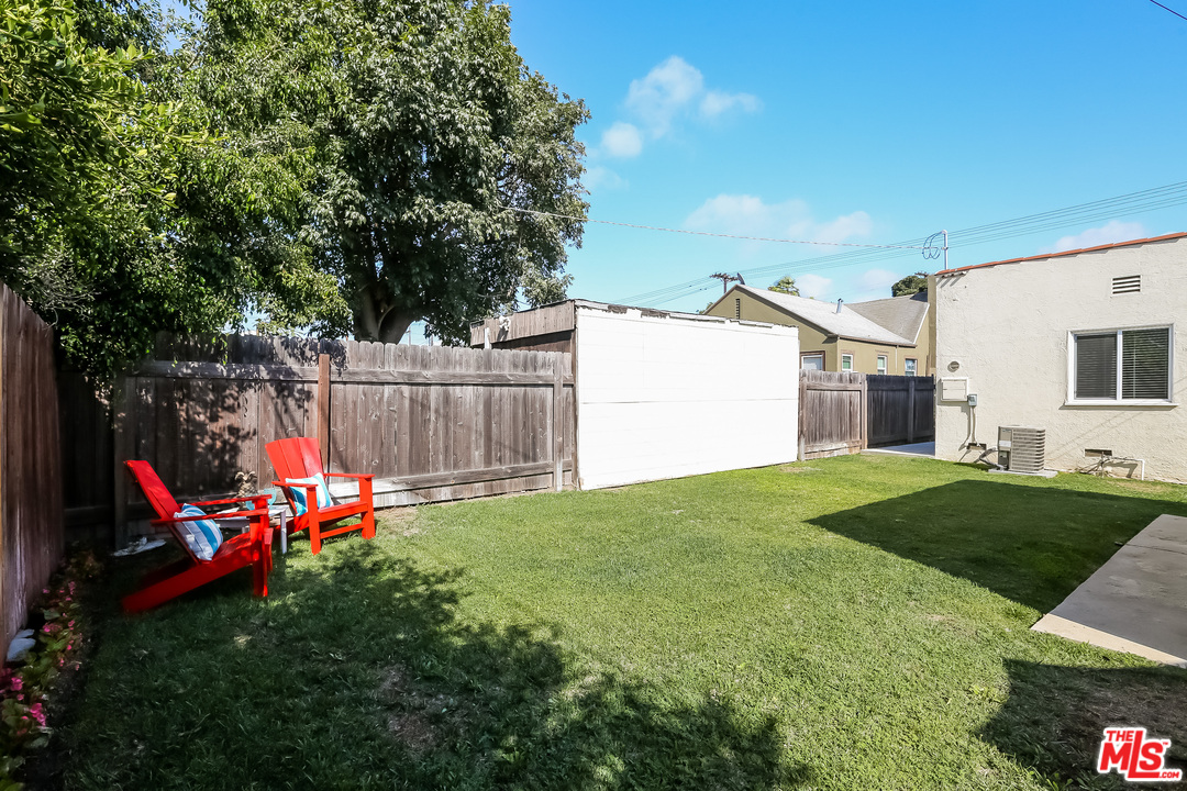 10737 Charnock Road Los Angeles, CA 90034 - Photo 16 of 28 Gallery Image 16