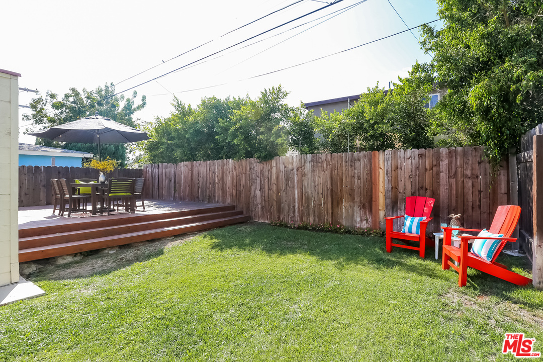 10737 Charnock Road Los Angeles, CA 90034 - Photo 17 of 28 Gallery Image 17