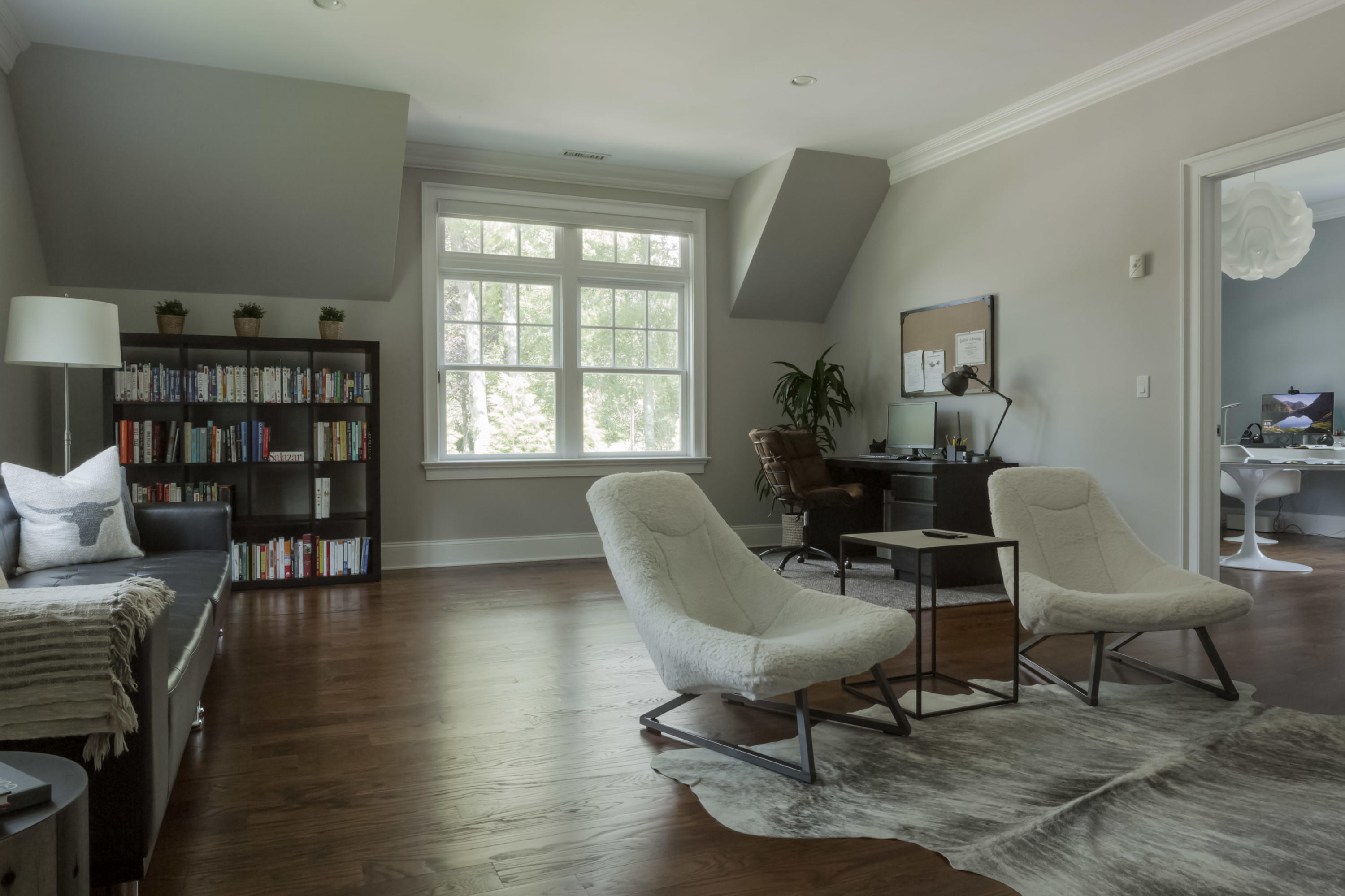 275 Middlesex Road Darien, CT 06820 - Photo 31 of 64 a living room with furniture and a wooden floor