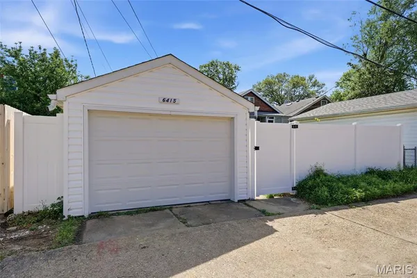 $239,900 | 6415 Blow Street, St. Louis, MO 63109