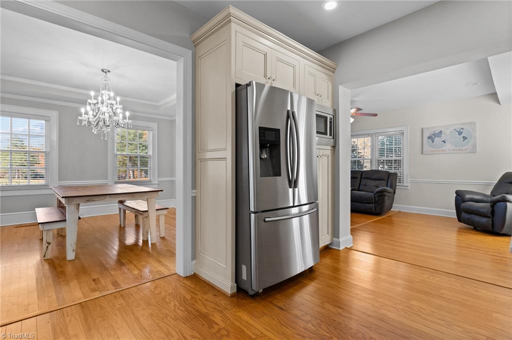 528 Country Club Road Mount Airy, NC 27030 - Photo 14 of 37