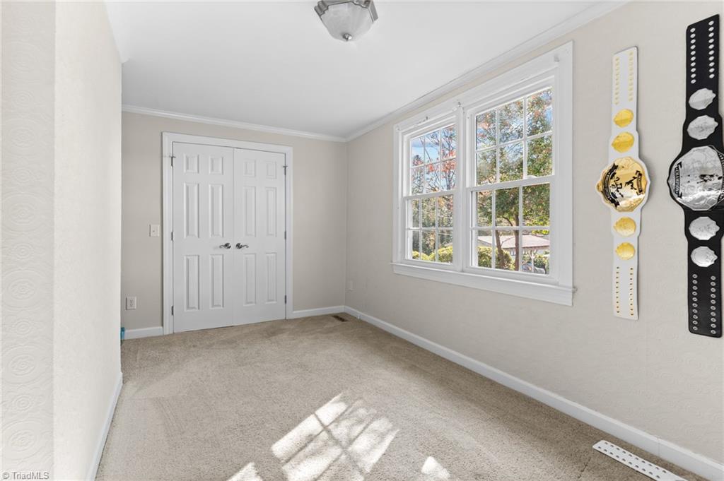 528 Country Club Road Mount Airy, NC 27030 - Photo 26 of 37