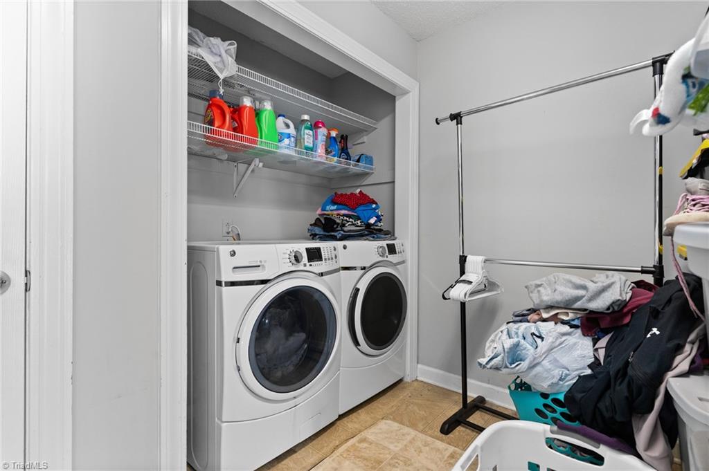 528 Country Club Road Mount Airy, NC 27030 - Photo 29 of 37