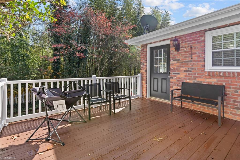 528 Country Club Road Mount Airy, NC 27030 - Photo 33 of 37