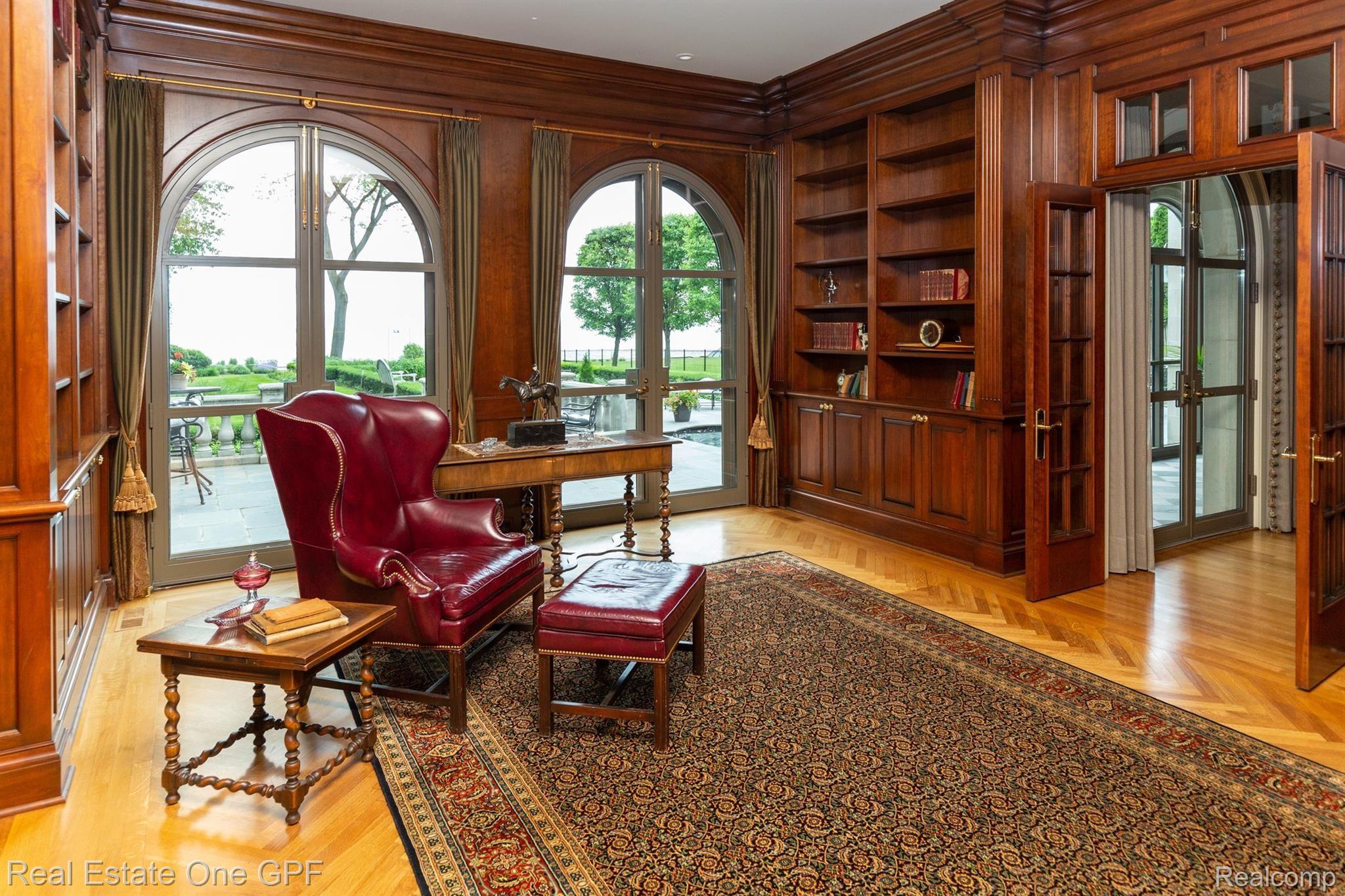992 Lake Shore Road Grosse Pointe, MI 48236 - Photo 19 of 59 18 992LakeShoreRd-18.jpg