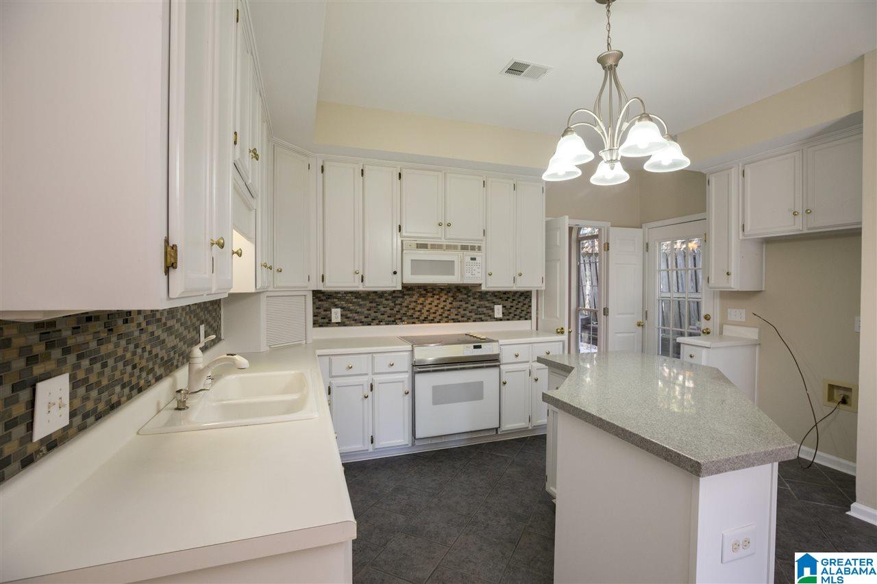 3419 Ridgedale Drive Birmingham, AL 35243 - Photo 6 of 36