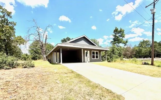 $165,000 | 358 North Cherokee Shores Drive, Mabank, TX 75156