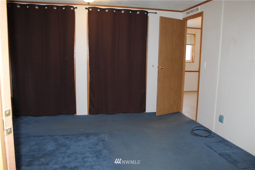 2070 Halverson Canyon Road Wenatchee, WA 98801 - Photo 10 of 15 Gallery Image 10