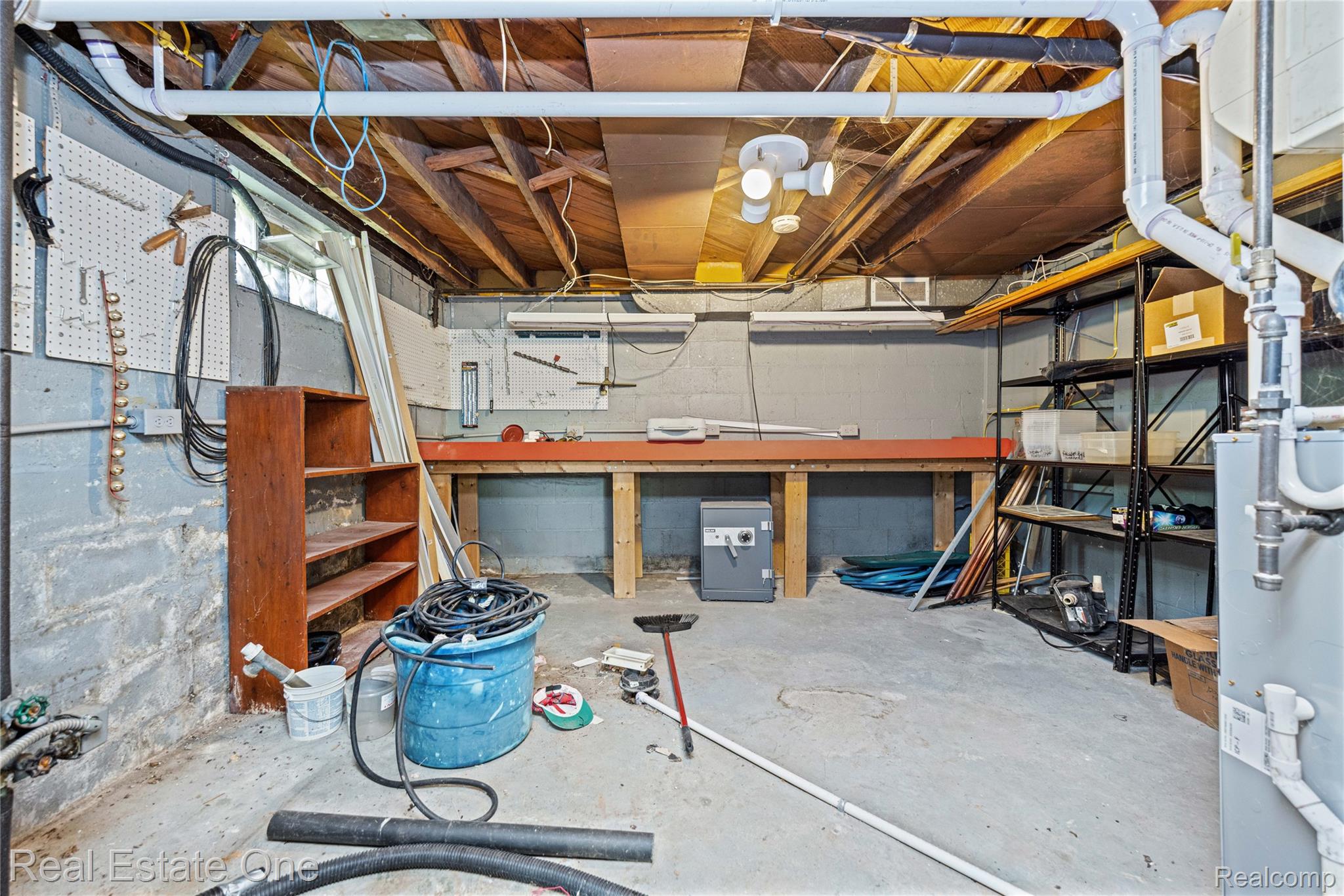 9585 North Eston Road Clarkston, MI 48348 - Photo 37 of 60 9585 N Eston - OnDemand Pix Photography (30).jpg