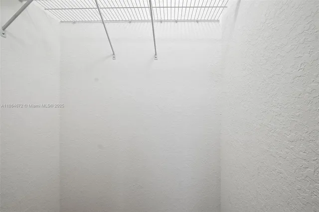 $3,000 | 20814 Northeast 5th Court, Miami, FL 33179