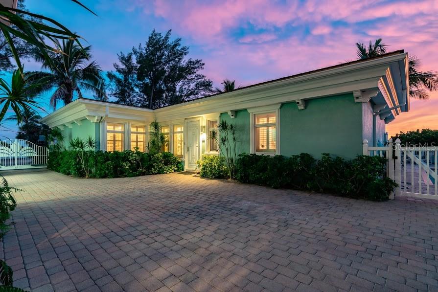 100 36th Street, Unit 100 Holmes Beach, FL 34217 - Photo 1 of 1