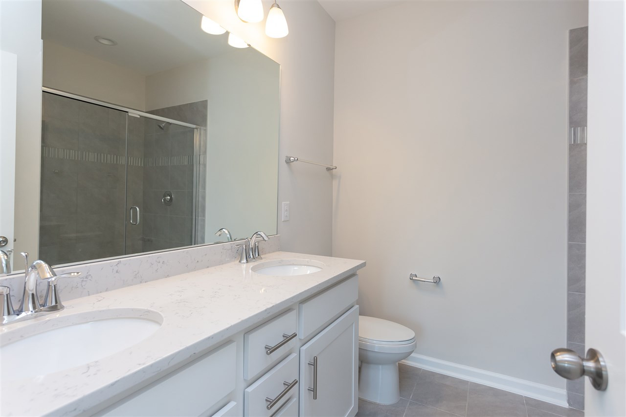 6503 Academic Avenue, Unit 1069 Raleigh, NC 27616 - Photo 9 of 28 Master Bath
