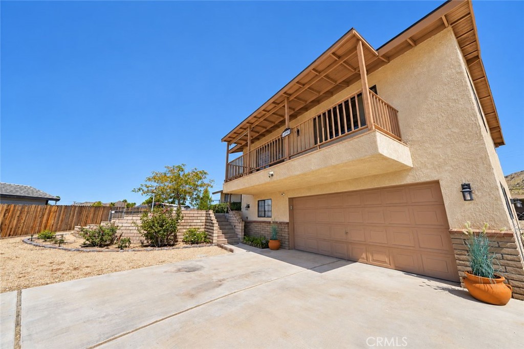 15953 St Timothy Road Apple Valley, CA 92307 - Photo 5 of 60 Gallery Image 5