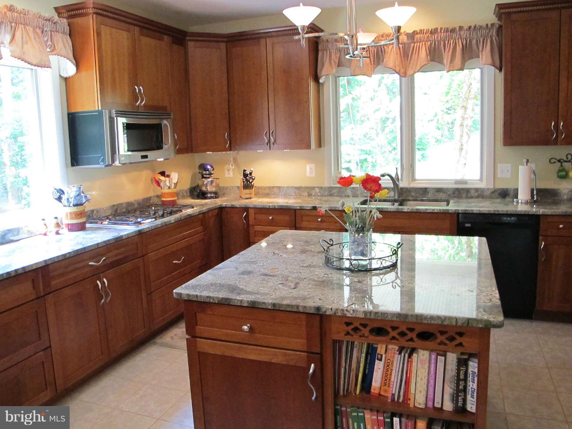 11721 Reynolds Road Kingsville, MD 21087 - Photo 11 of 29 Kitchen