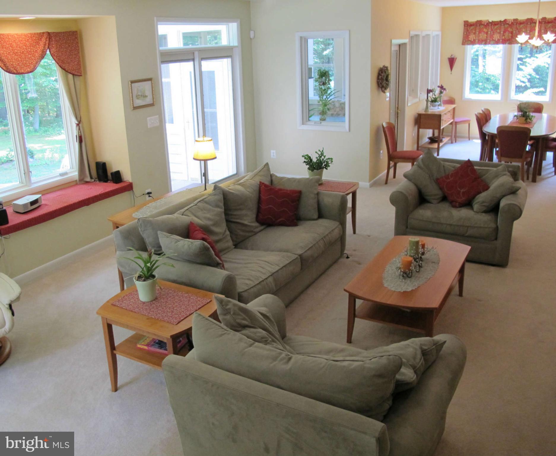 11721 Reynolds Road Kingsville, MD 21087 - Photo 8 of 29 Living Room