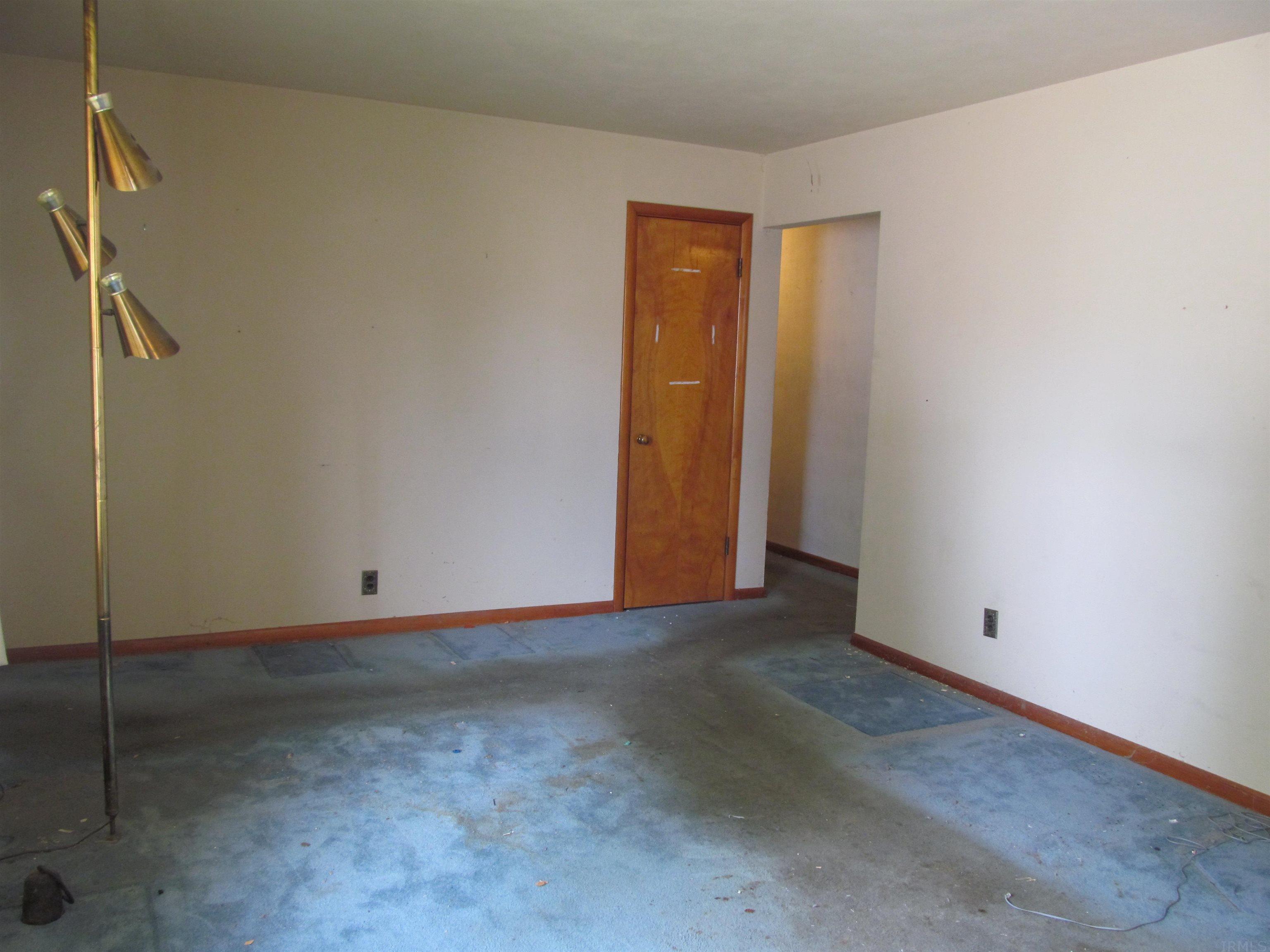 1316 R Street Bedford, IN 47421 - Photo 5 of 22