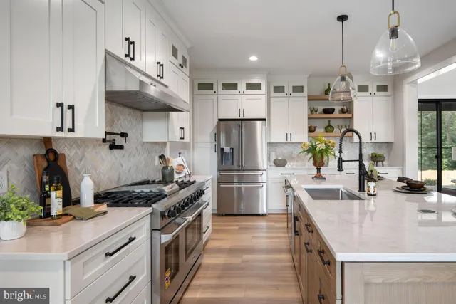 $1,395,000 | 3044 Clearview Farm Lane, Warrenton, VA 20186