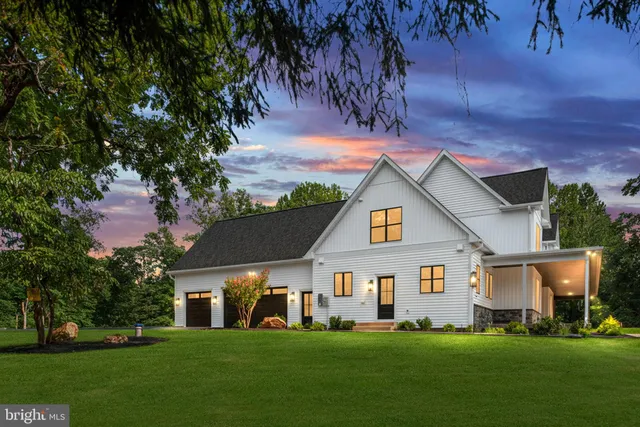 $1,395,000 | 3044 Clearview Farm Lane, Warrenton, VA 20186
