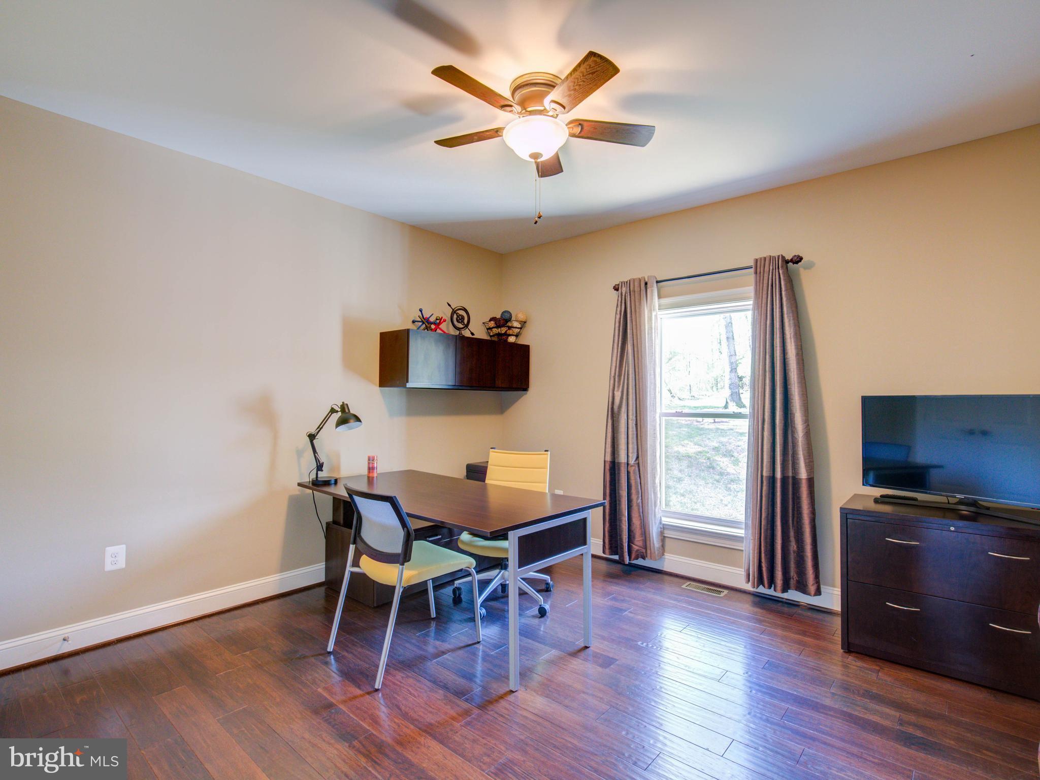 188 High Banks Road Stephenson, VA 22656 - Photo 12 of 30 Office