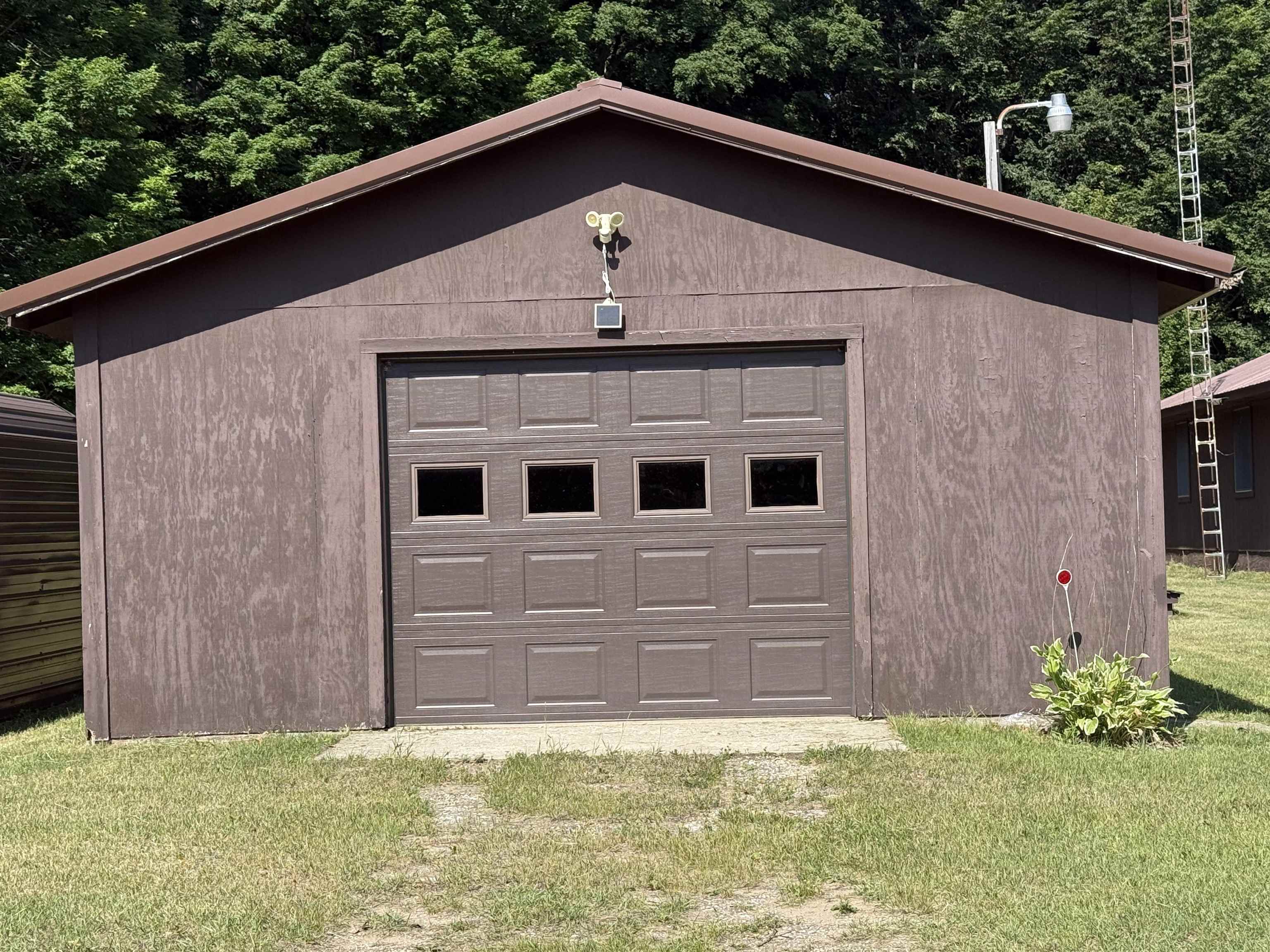 3910 South Vandermeulen Road McBain, MI 49657 - Photo 3 of 43
