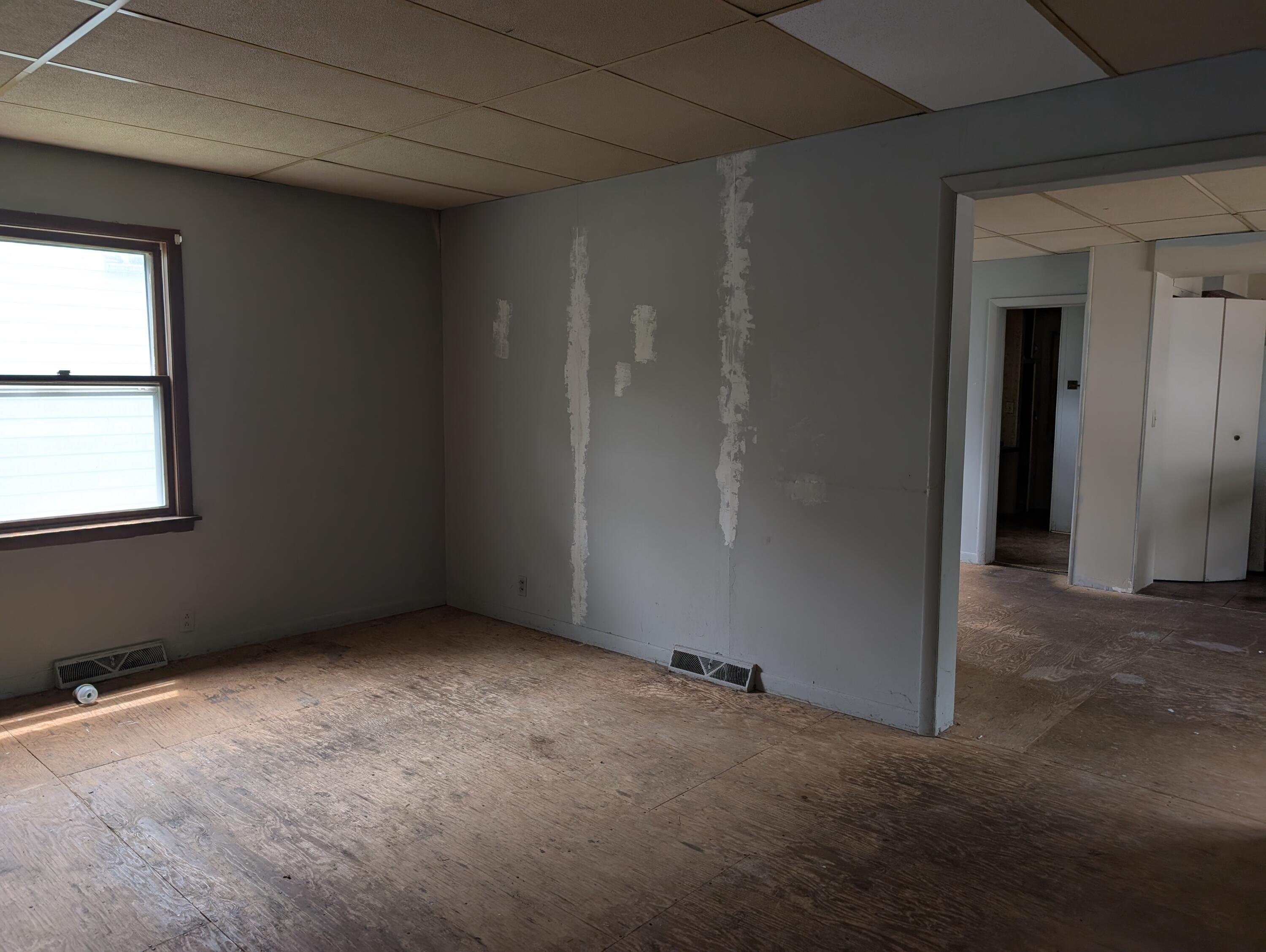 1608 2nd Street Jackson, MI 49203 - Photo 7 of 22 combo