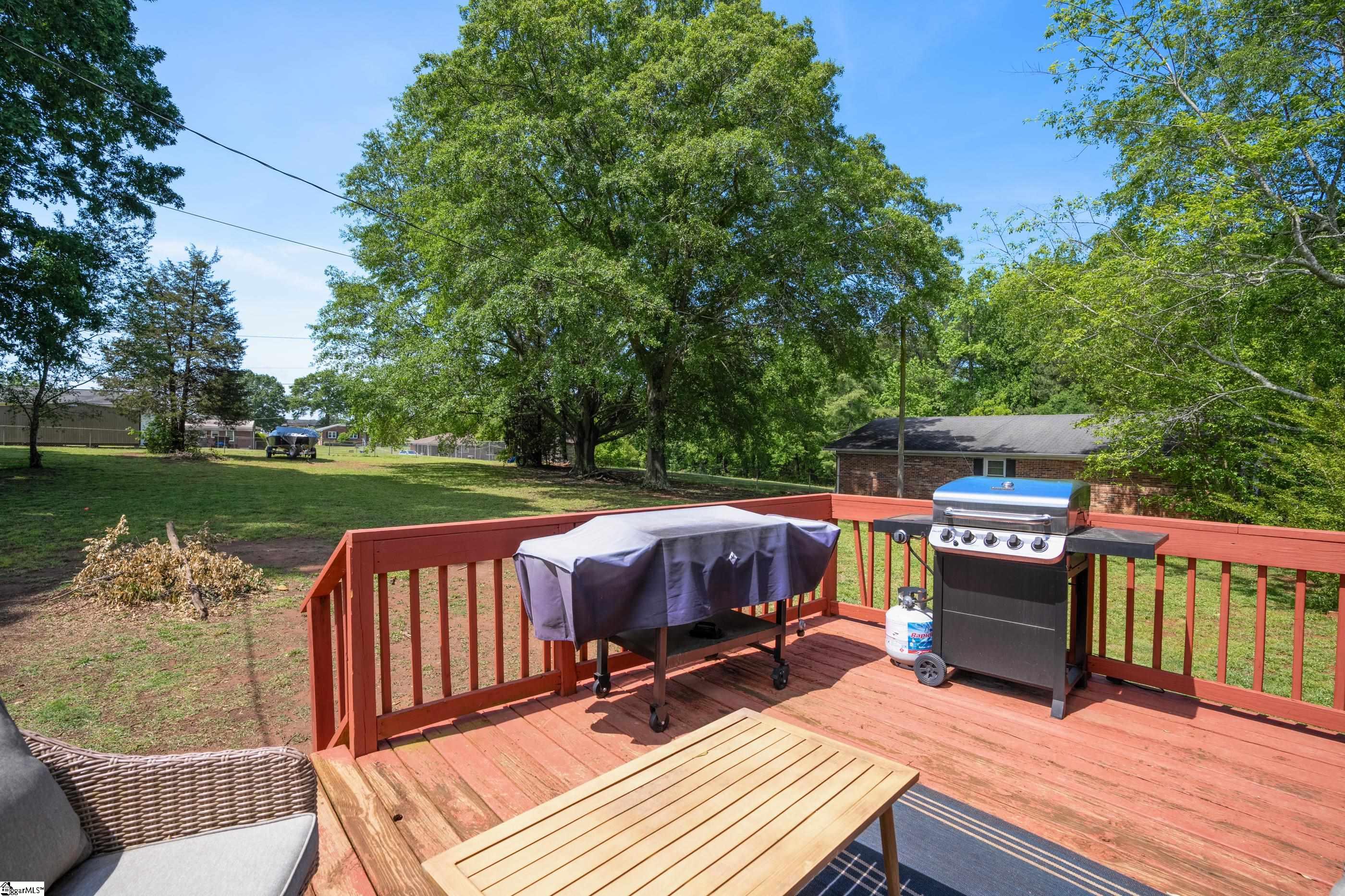 110 Springdale Drive Belton, SC 29627 - Photo 18 of 28